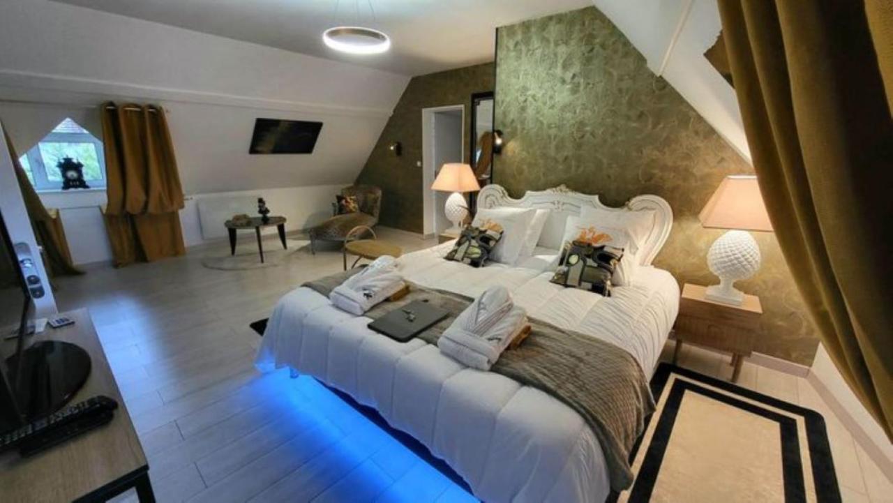 Villa Raffaella Les Albres Bagian luar foto