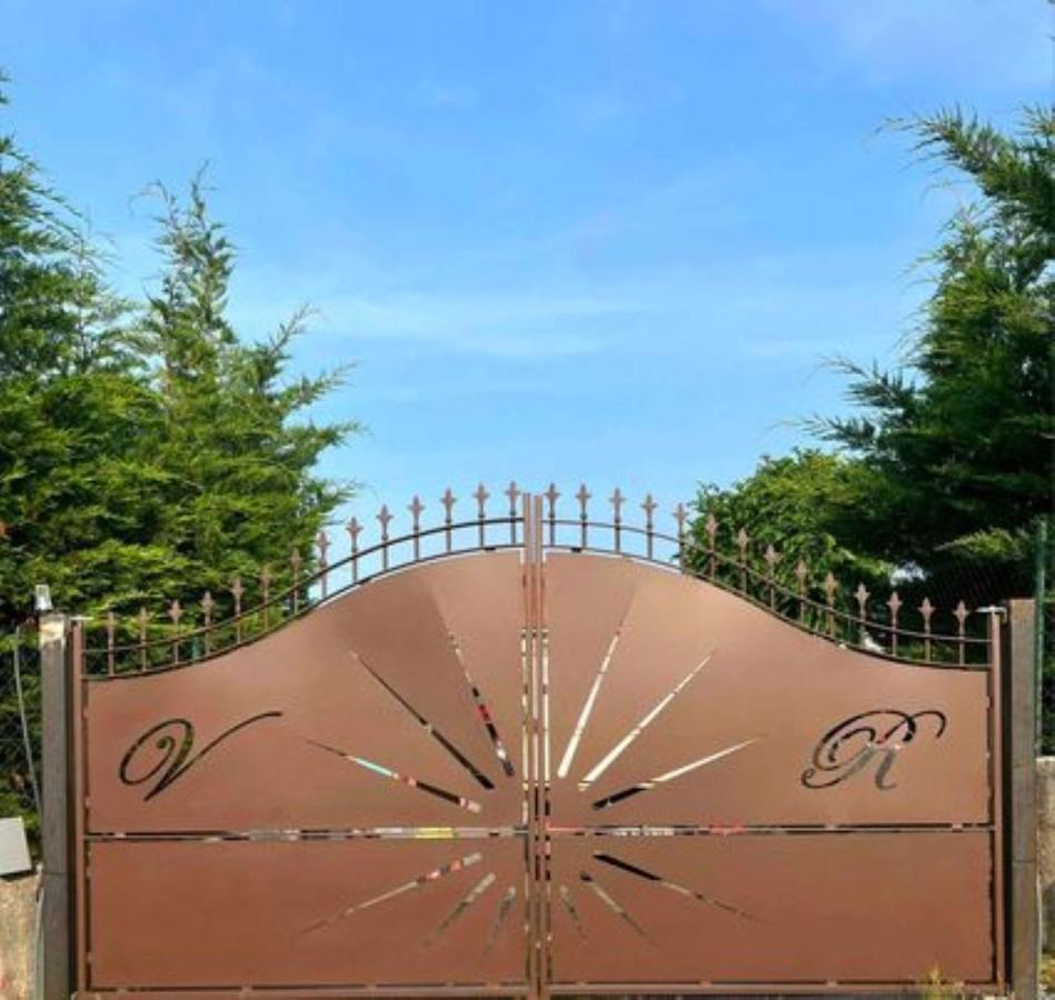 Villa Raffaella Les Albres Bagian luar foto